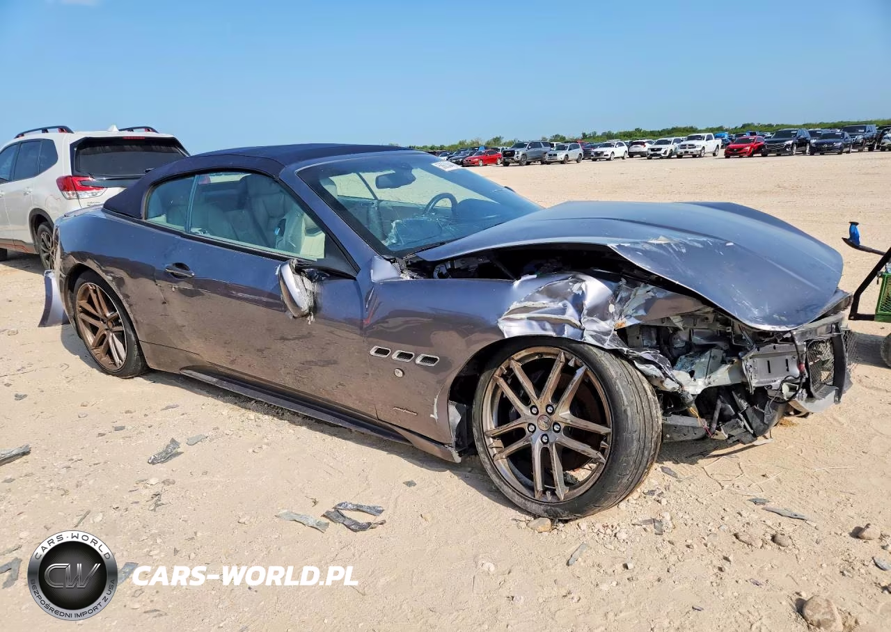2017 Maserati Granturismo S VIN:ZAM45VMA1H0203604 - 4