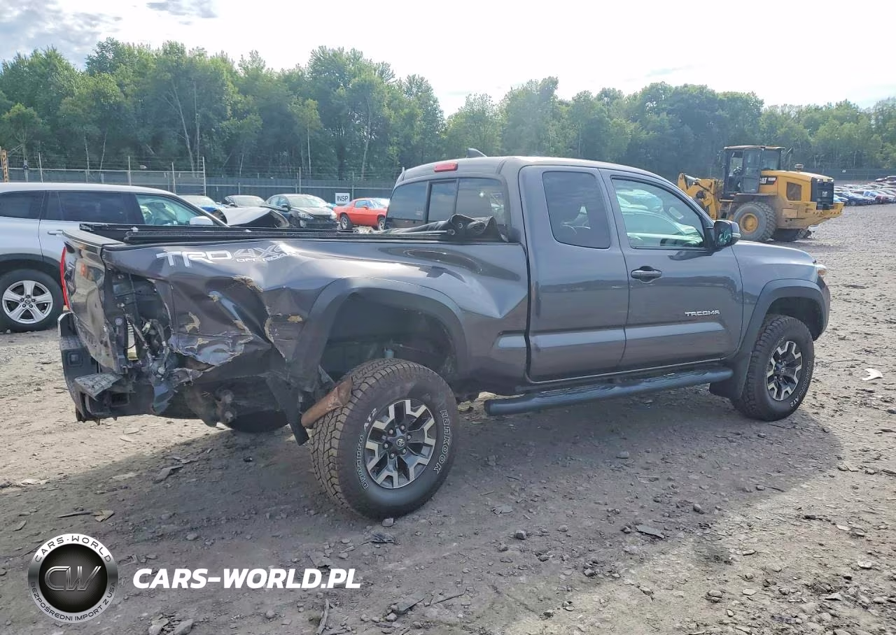 2017 Toyota Tacoma Trd Off-Road VIN:5TFSZ5AN3HX054322 - 3