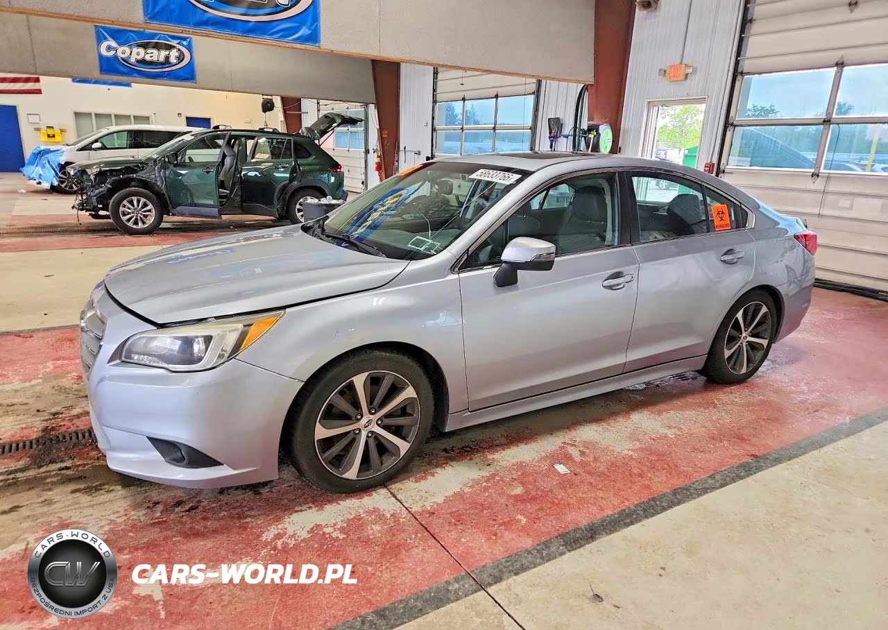 2015 Subaru Legacy 3.6R Limited – zdjęcie 1 z 12