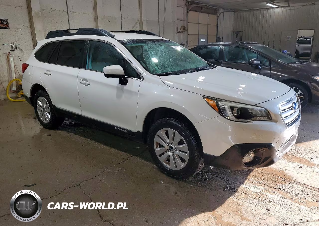 2015 Subaru Outback 2.5I Premium VIN:4S4BSBCC2F3298669 - 4