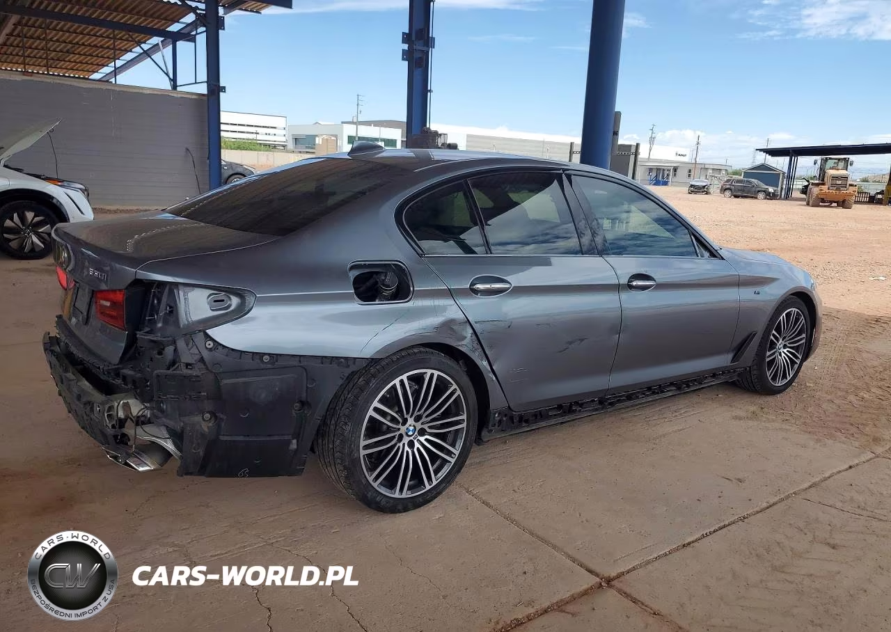 2018 BMW 530 I VIN:WBAJA5C58JWA38158 - 3