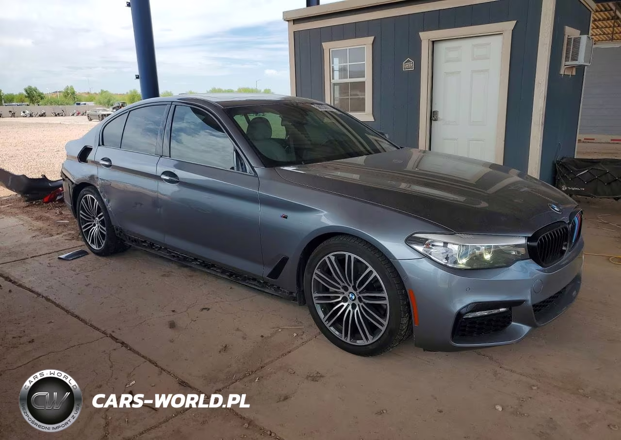 2018 BMW 530 I VIN:WBAJA5C58JWA38158 - 4