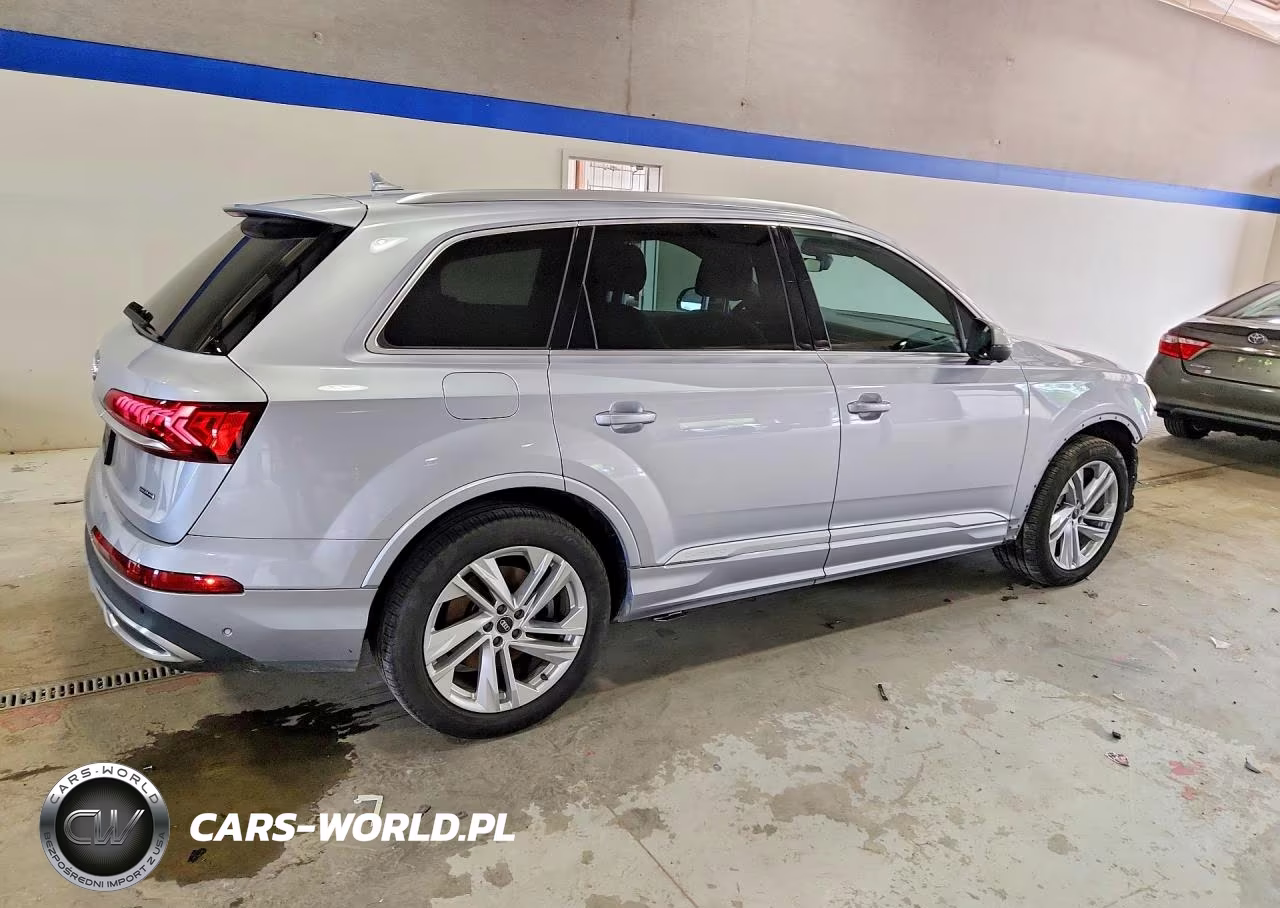 2021 Audi Q7 Premium Plus VIN:WA1LJAF79MD022396 - 3