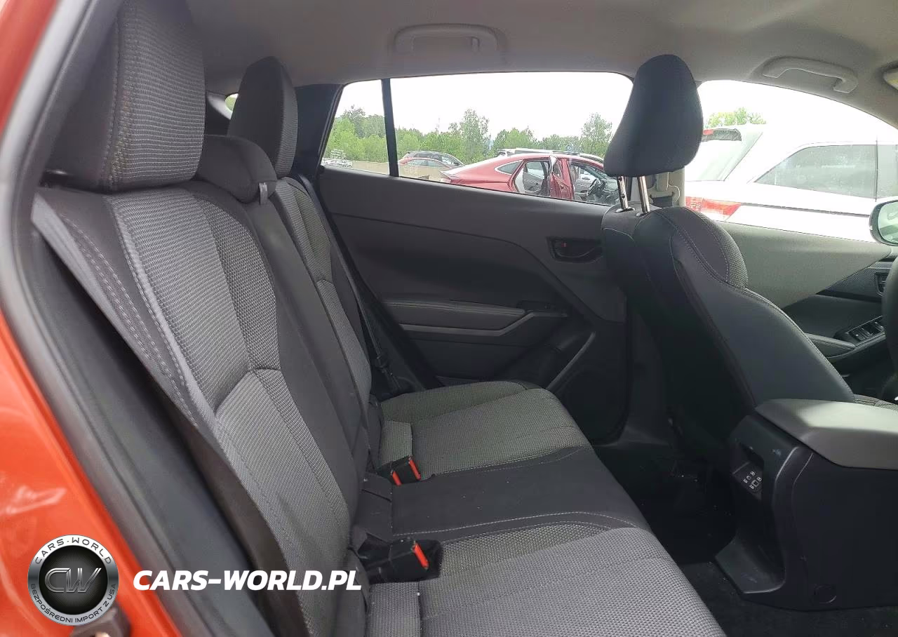2024 Subaru Crosstrek Premium VIN:JF2GUADCXRH298862 - 11