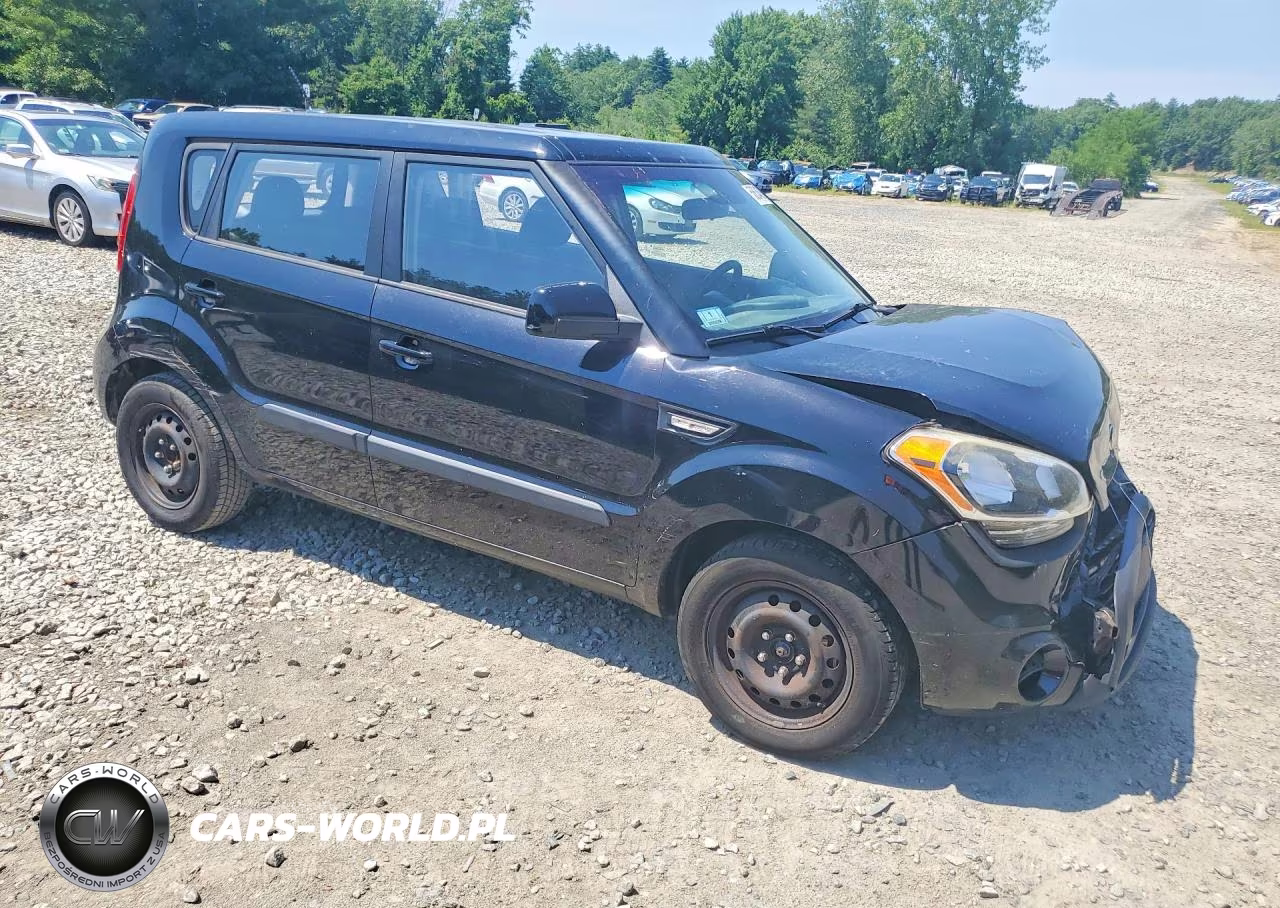 2013 Kia Soul Base VIN:KNDJT2A58D7633456 - 4