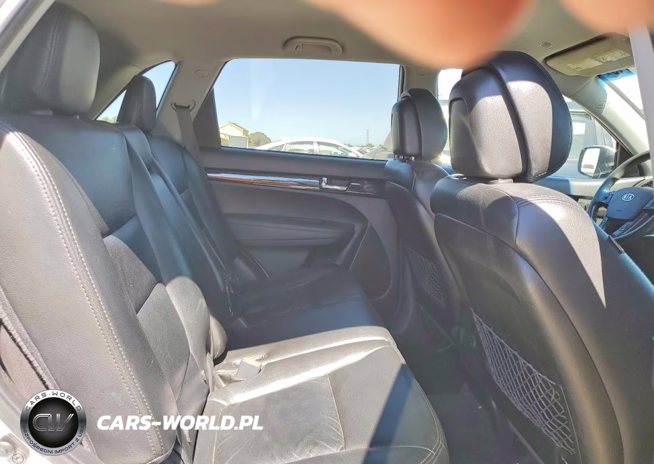 2012 Kia Sorento Lx VIN:5XYKT4A27CG242709 - 11