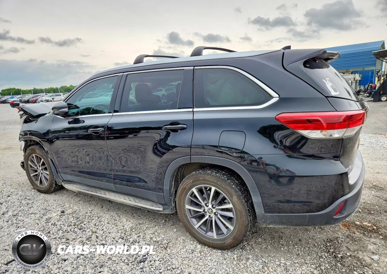 2019 Toyota Highlander VIN:5TDKZRFH5KS563318 - 2