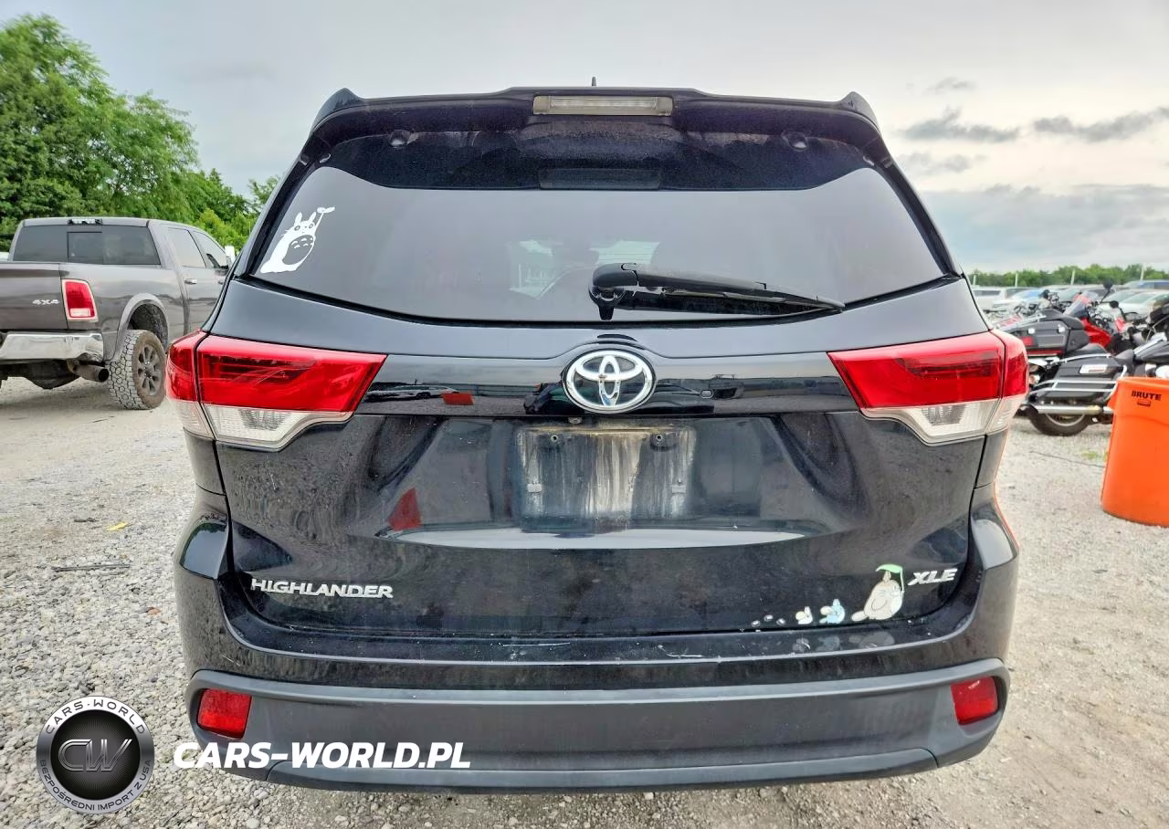 2019 Toyota Highlander VIN:5TDKZRFH5KS563318 - 6