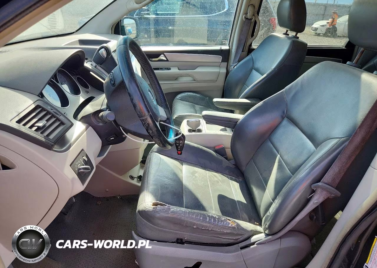 2010 Volkswagen Routan Sel VIN:2V4RW5DX2AR184395 - 7