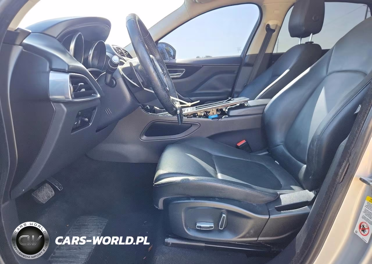 2020 Jaguar F-Pace VIN:SADCS2FX8LA640435 - 7