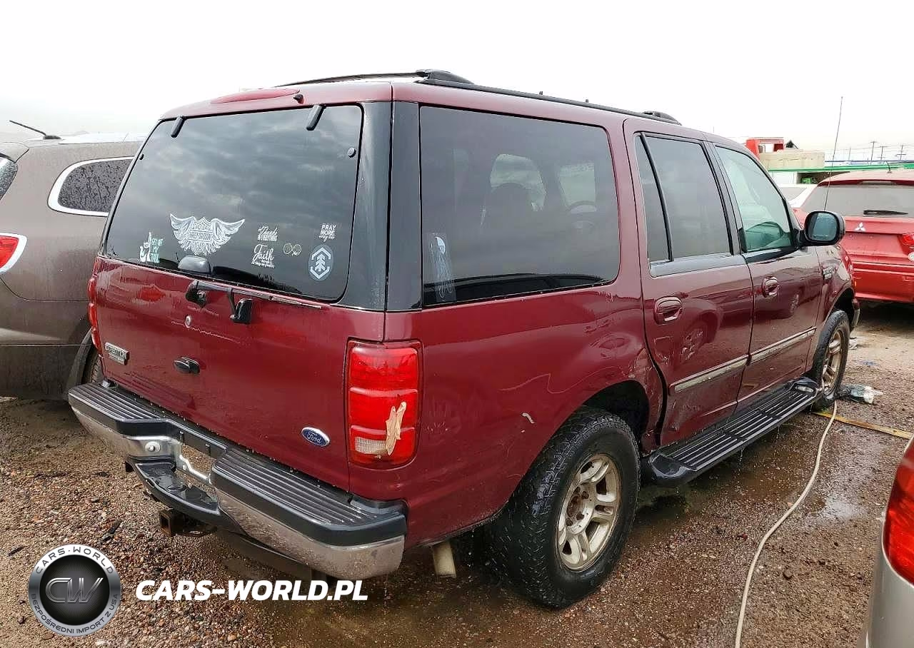1999 Ford Expedition VIN:1FMRU17L7XLB64772 - 3