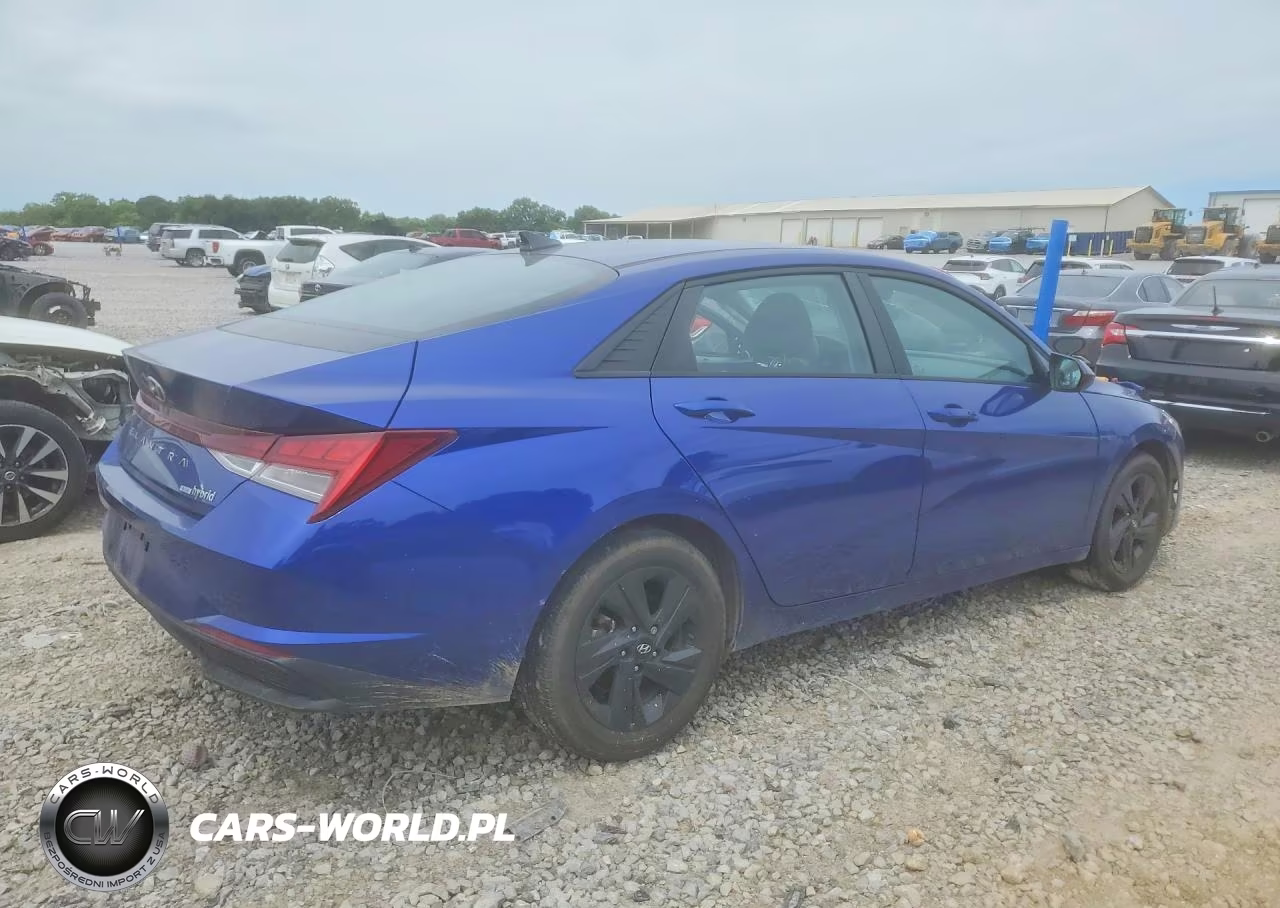 2021 Hyundai Elantra Blue VIN:KMHLM4AJXMU010092 - 3