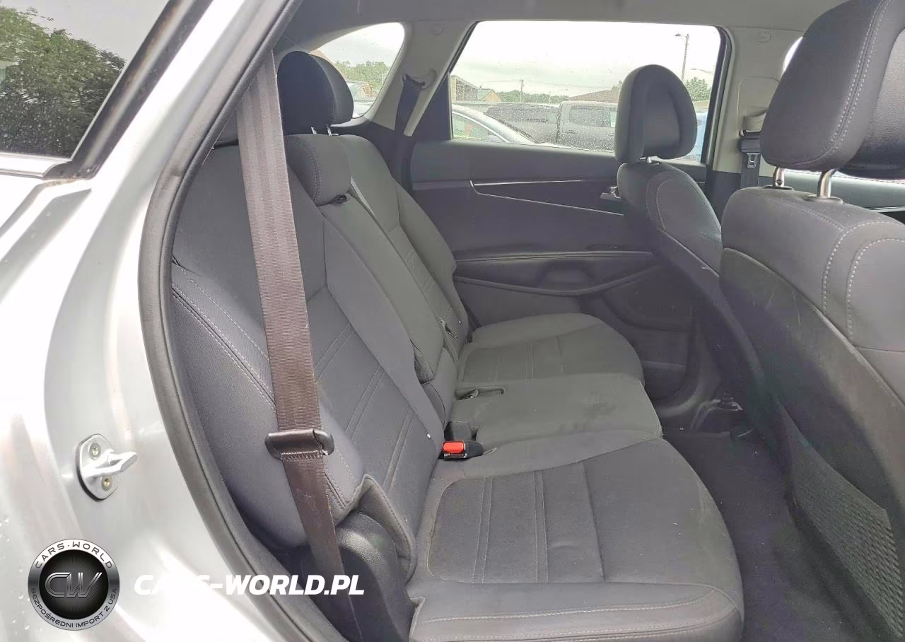 2016 Kia Sorento Lx VIN:5XYPG4A34GG171235 - 11