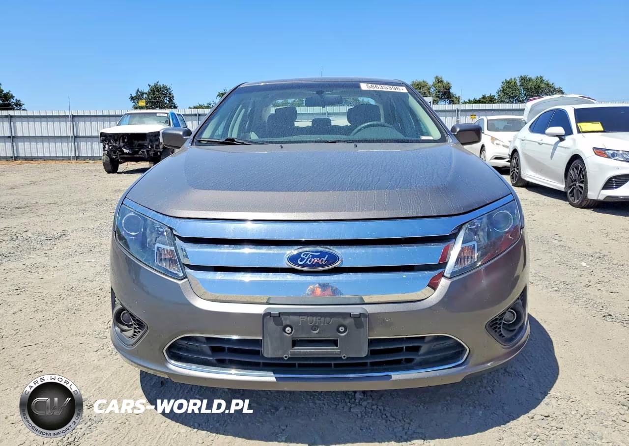 2012 Ford Fusion Se VIN:3FAHP0HA7CR118357 - 5