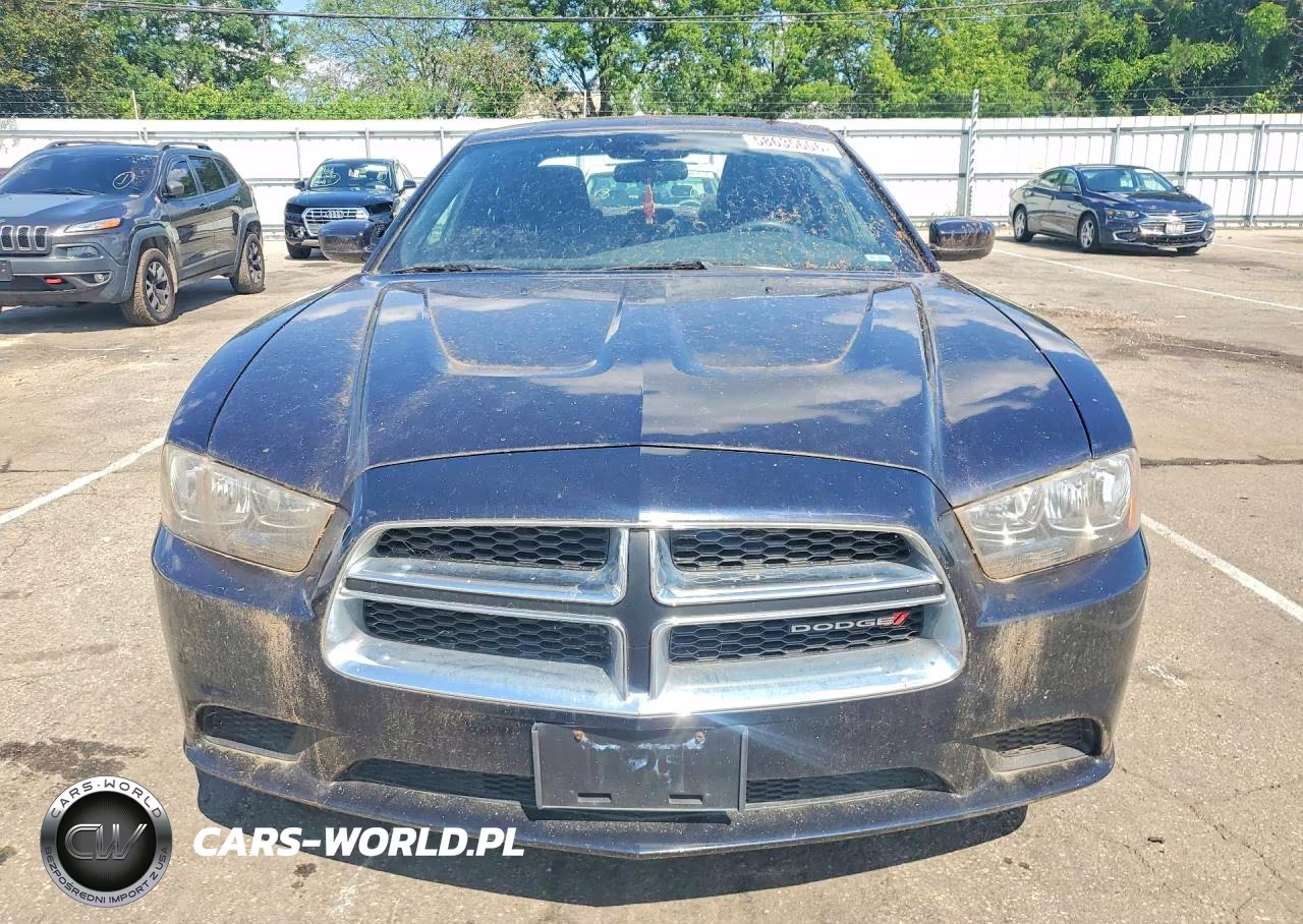 2012 Dodge Charger Se VIN:2C3CDXBGXCH302615 - 5
