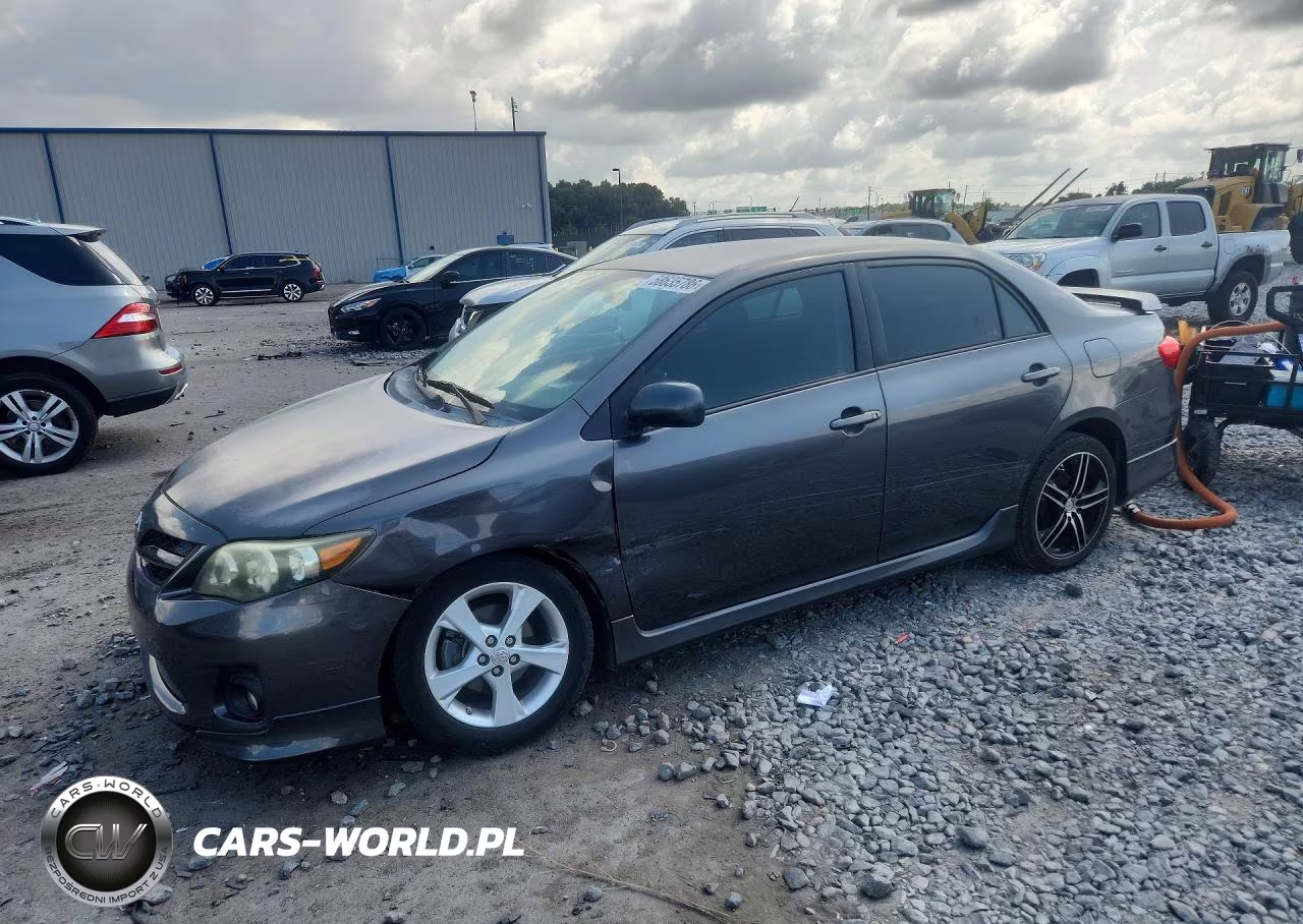 2013 Toyota Corolla S – zdjęcie 1 z 13