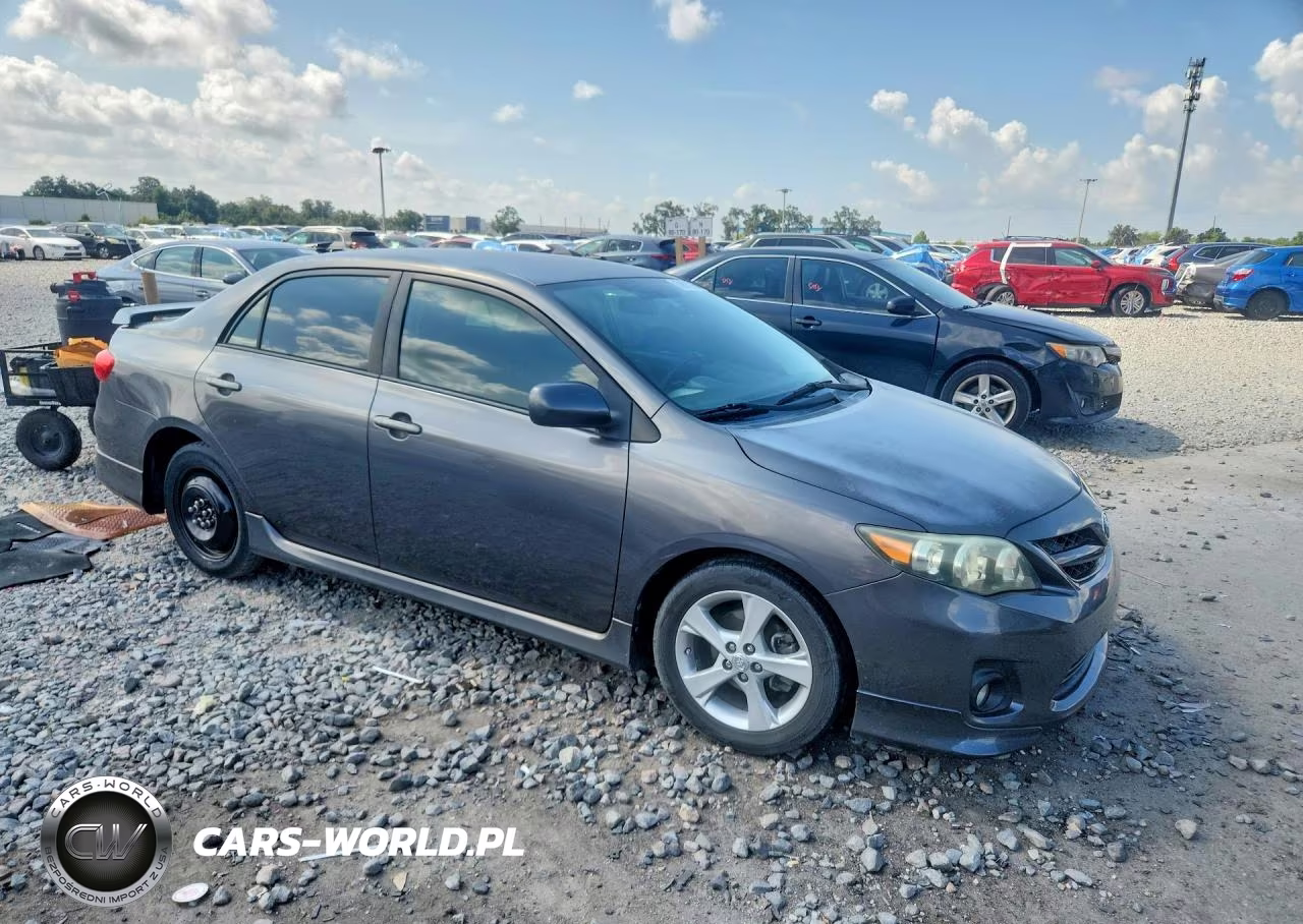2013 Toyota Corolla S VIN:5YFBU4EE9DP168580 - 4