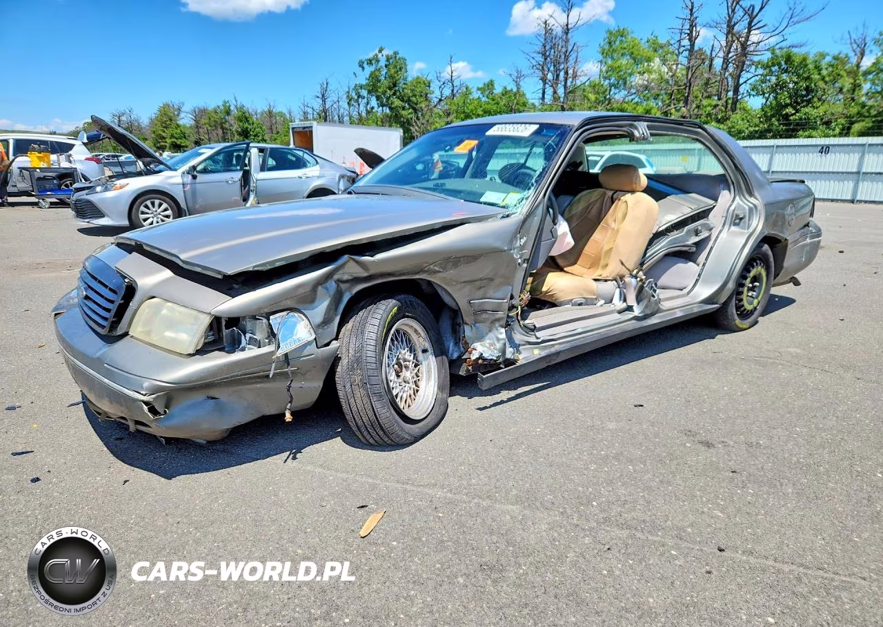 1999 Ford Crown Victoria Lx