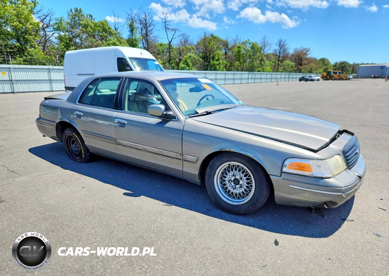 1999 Ford Crown Victoria Lx VIN:2FAFP74W5XX100772 - 4