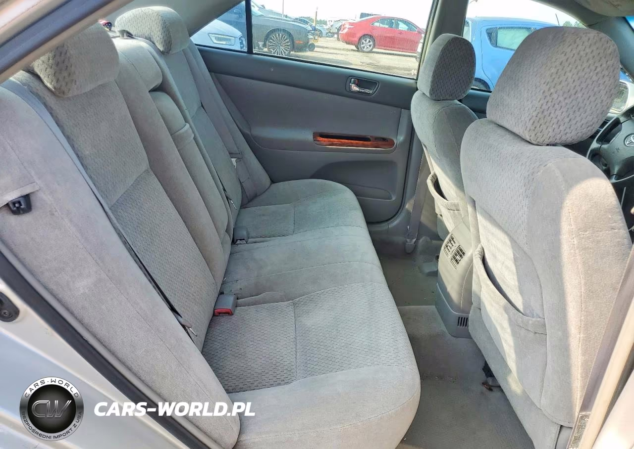 2004 Toyota Camry Xle VIN:4T1BE32K74U856657 - 10