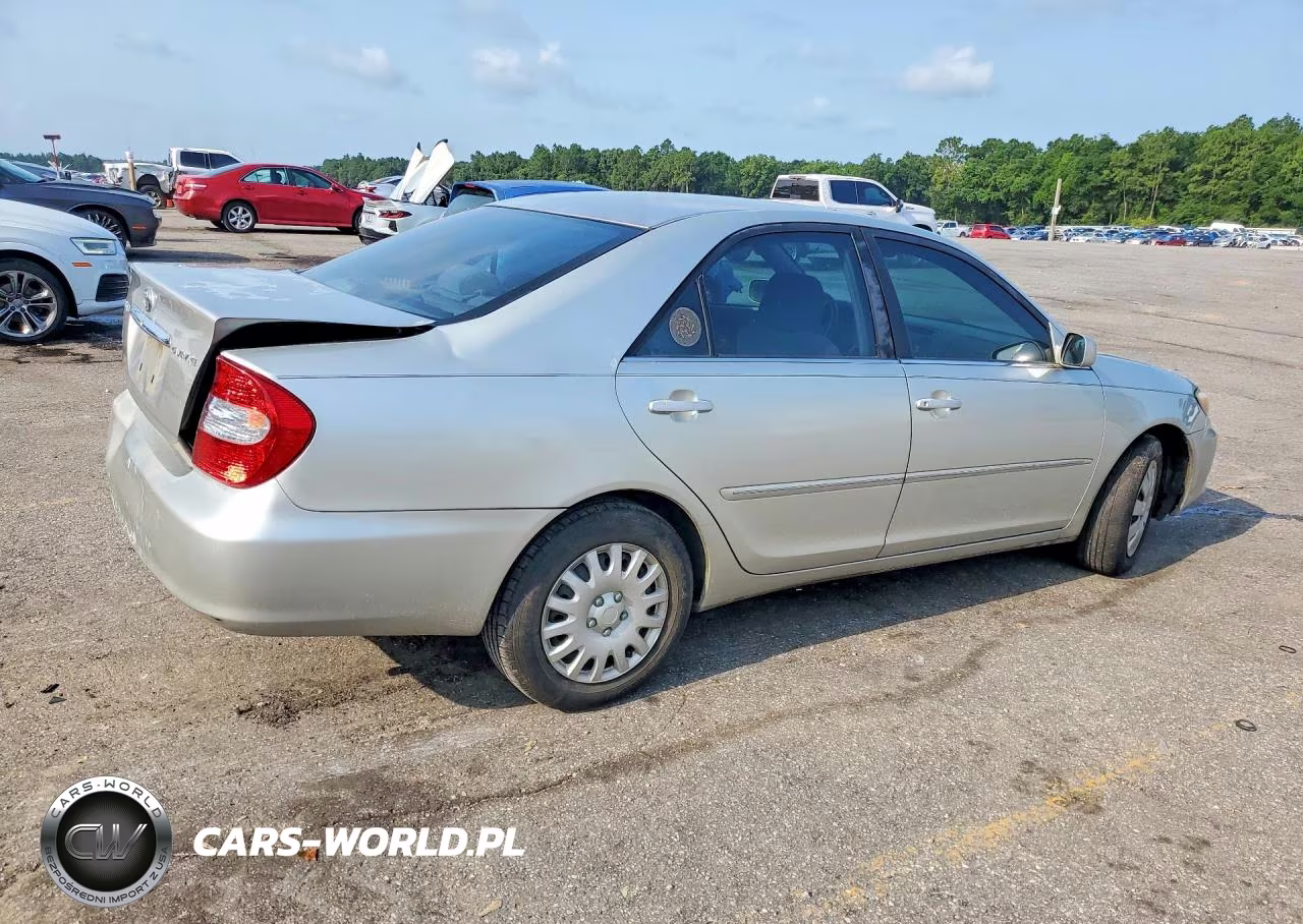 2004 Toyota Camry Xle VIN:4T1BE32K74U856657 - 3
