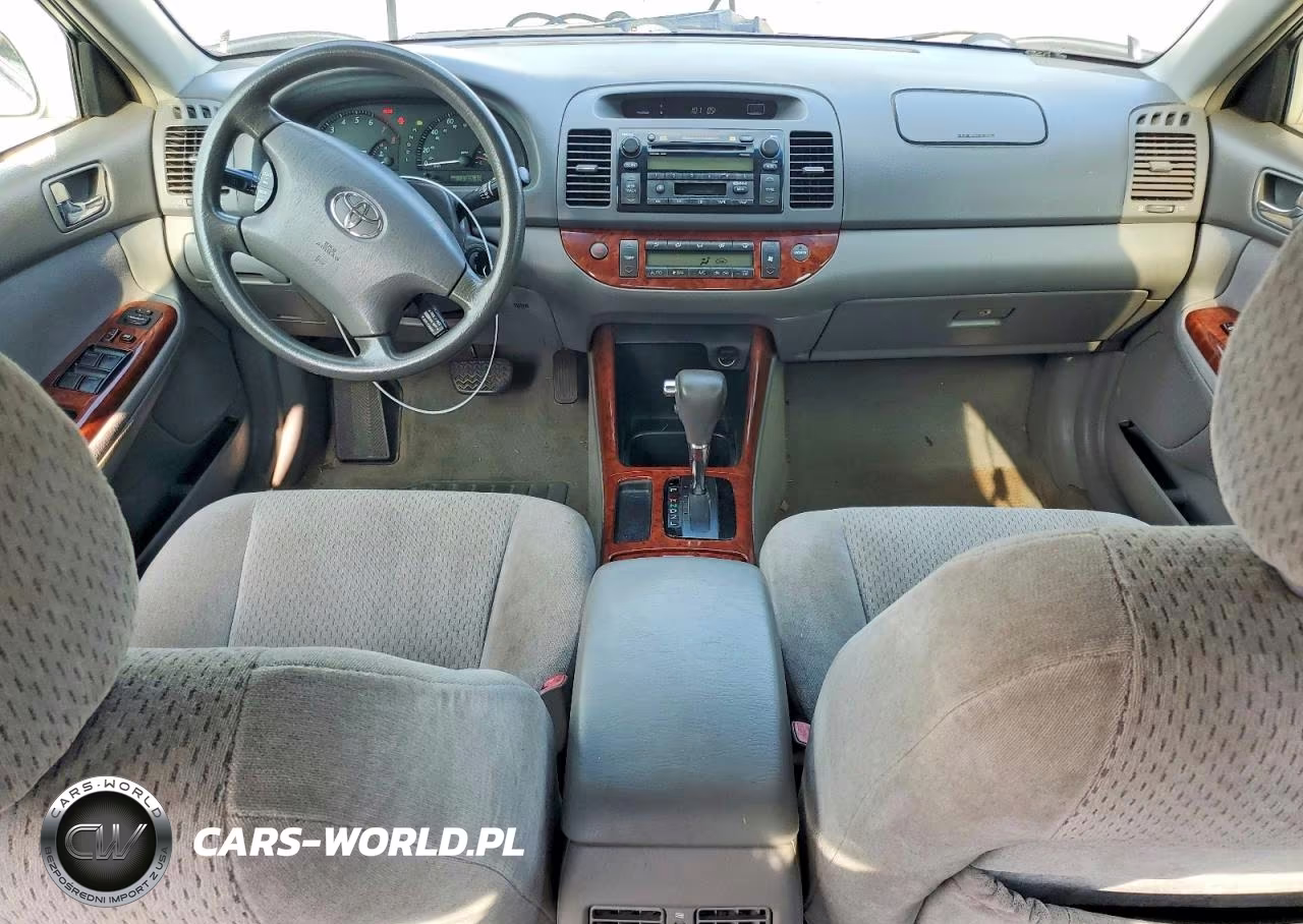 2004 Toyota Camry Xle VIN:4T1BE32K74U856657 - 8