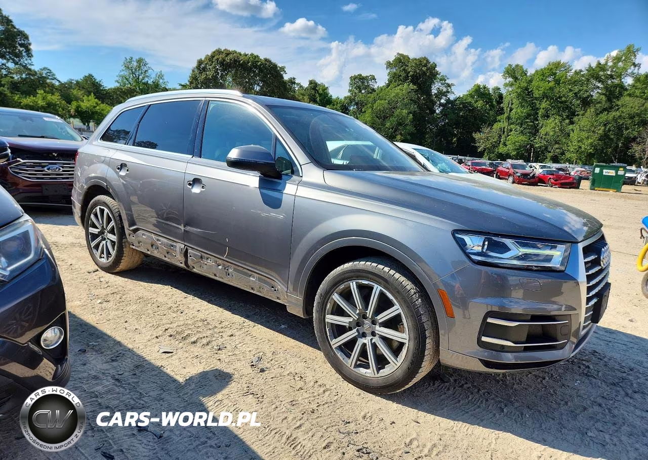2018 Audi Q7 Premium VIN:WA1AHAF73JD008122 - 4