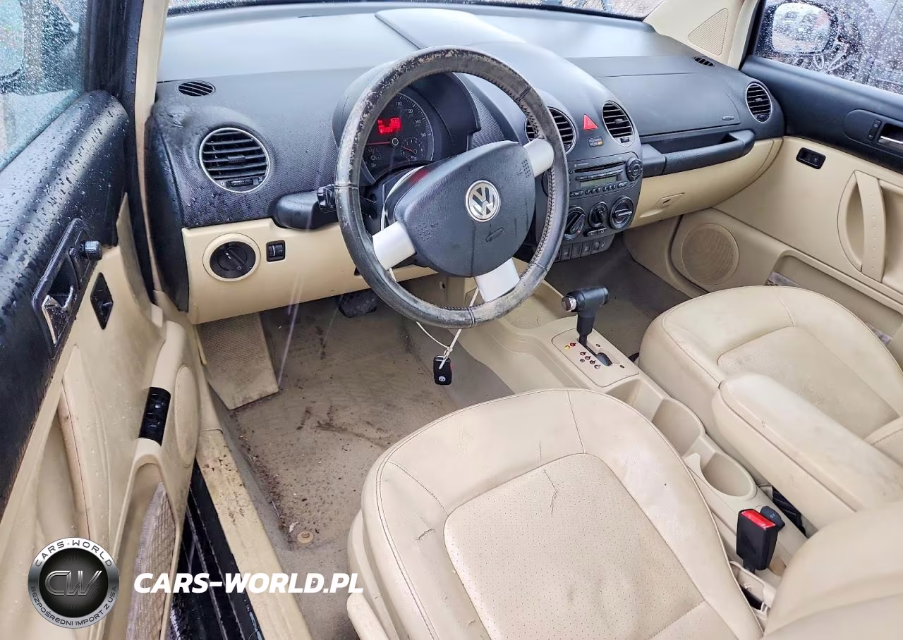 2010 Volkswagen New Beetle VIN:3VWRG3AG5AM033670 - 8