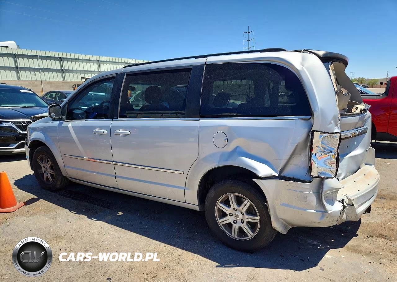 2010 Chrysler Town & Country Touring VIN:2A4RR5D12AR346355 - 2