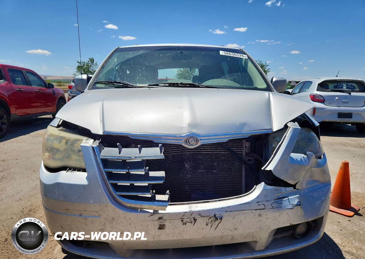 2010 Chrysler Town & Country Touring VIN:2A4RR5D12AR346355 - 5