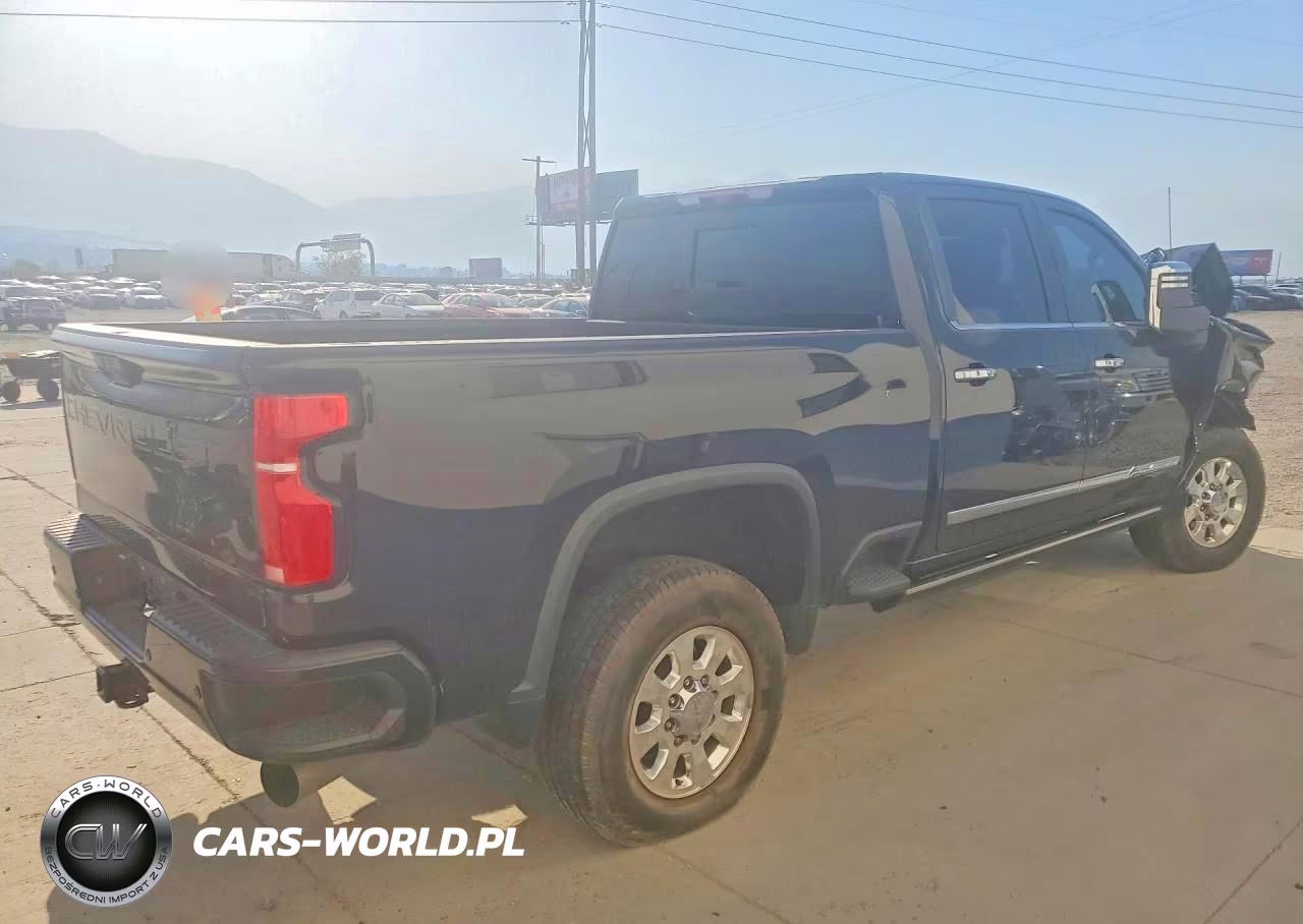 2024 Chevrolet Silverado K3500 High Country VIN:1GC4YVEY4RF106449 - 3