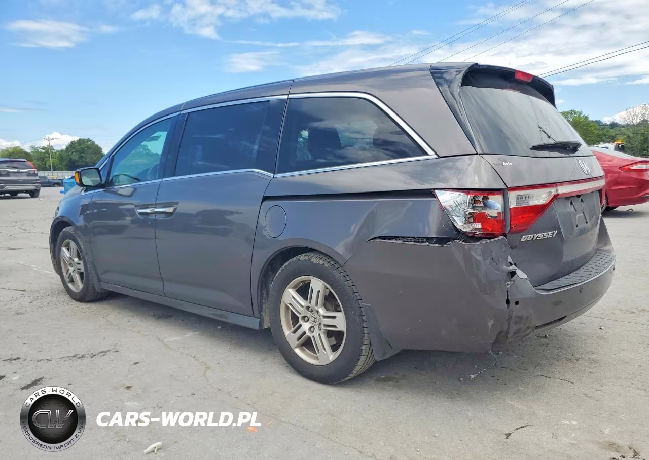 2013 Honda Odyssey Touring VIN:5FNRL5H92DB078690 - 2