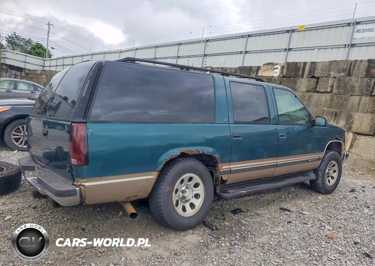 1997 Chevrolet Suburban VIN:1GNFK16R8VJ409212 - 3