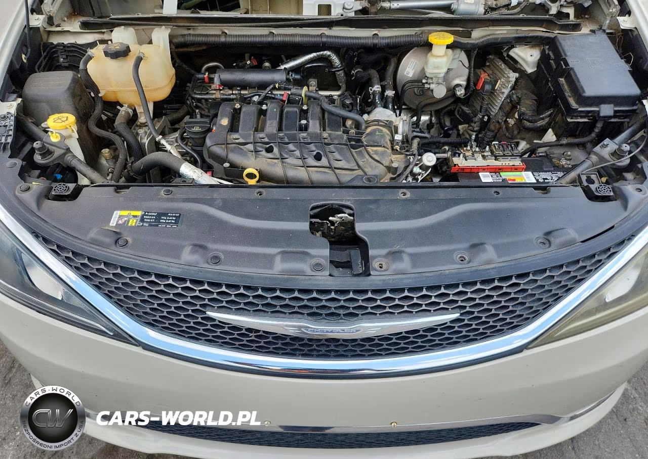 2017 Chrysler Pacifica Limited VIN:2C4RC1GG2HR545481 - 12