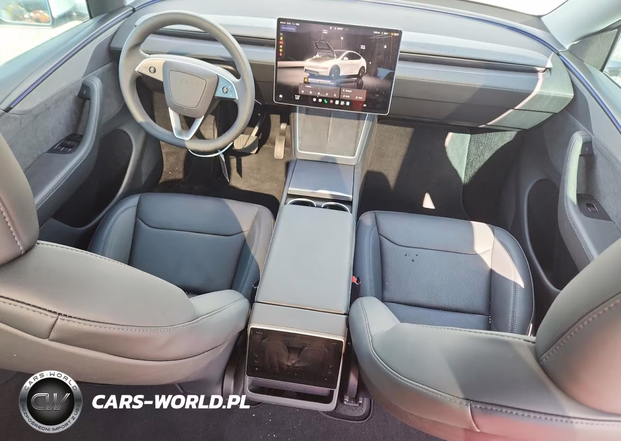 2026 Tesla Model Y VIN:7SAYGDEE1TF446743 - 8