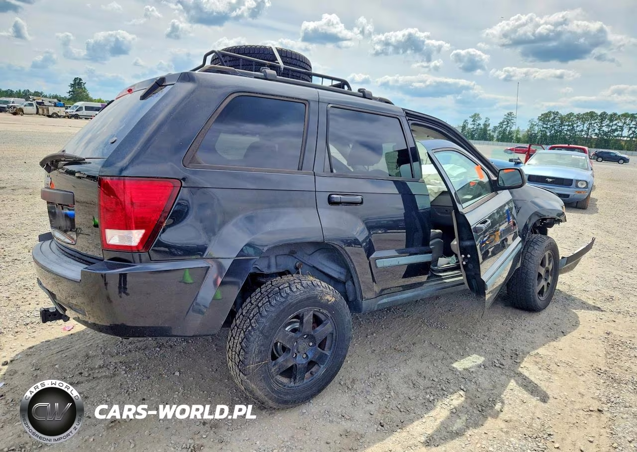2009 Jeep Grand Cherokee Laredo VIN:1J8GR48K09C542253 - 3