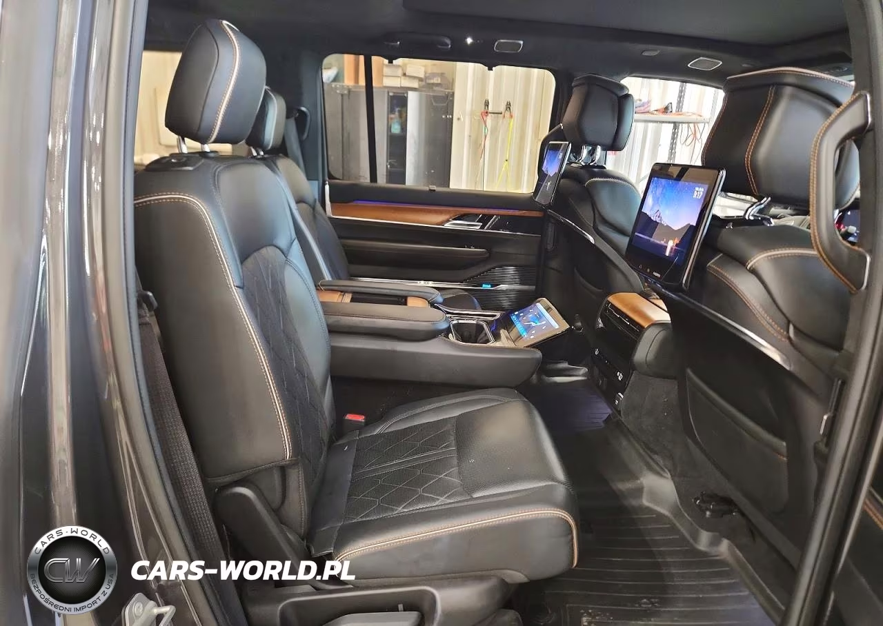2022 Jeep Grand Wagoneer Series Iii VIN:1C4SJVGJ6NS110614 - 11