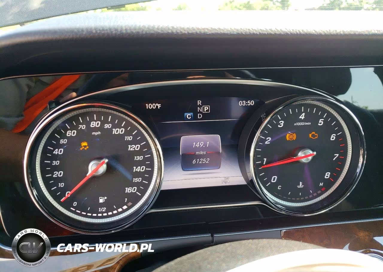 2017 Mercedes-Benz E 300 4Matic VIN:WDDZF4KB6HA096563 - 9