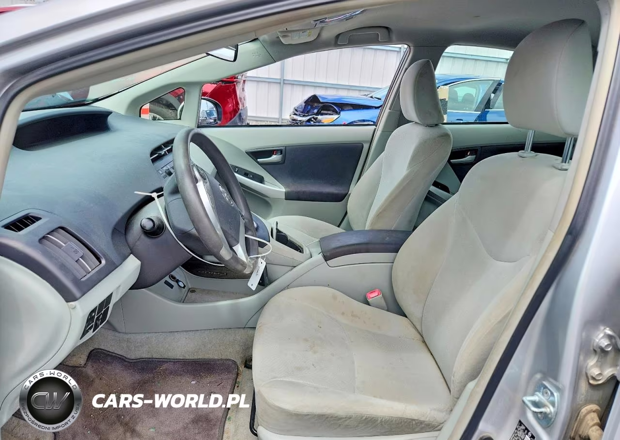 2011 Toyota Prius Three VIN:JTDKN3DU1B5325996 - 7