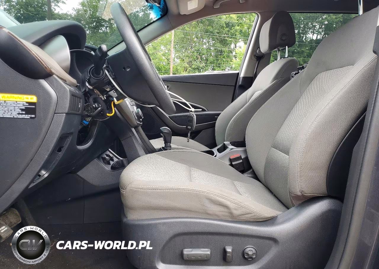 2017 Hyundai Santa Fe Se VIN:KM8SMDHF5HU182498 - 7