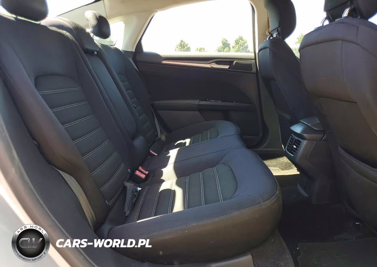 2014 Ford Fusion Se VIN:1FA6P0H75E5360582 - 10