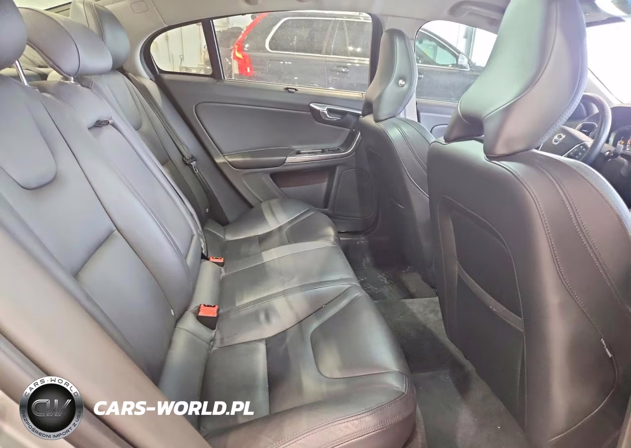 2017 Volvo S60 Platinum VIN:LYV402TM1HB138852 - 10