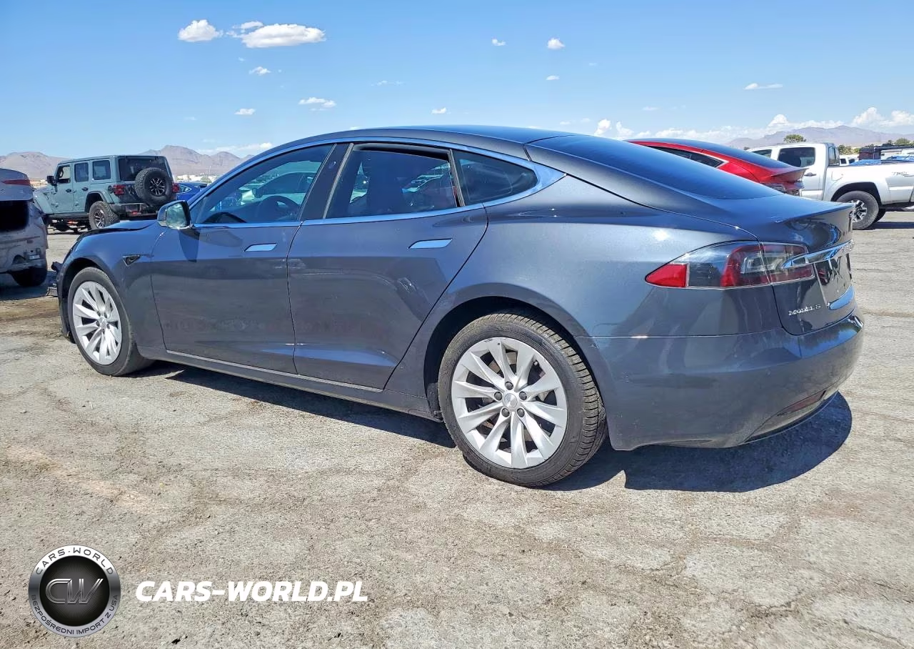 2017 Tesla Model S VIN:5YJSA1E29HF215041 - 2