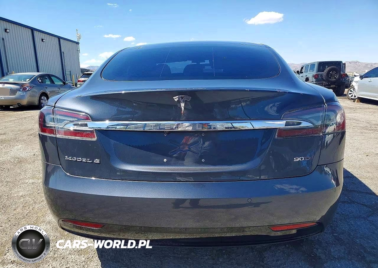 2017 Tesla Model S VIN:5YJSA1E29HF215041 - 6