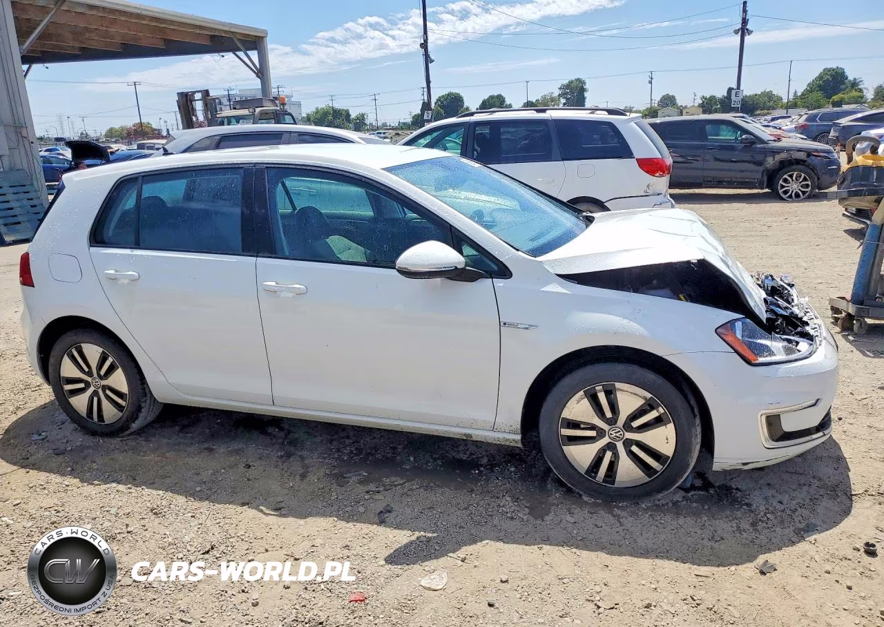2016 Volkswagen E-Golf Se VIN:WVWKP7AU2GW915390 - 4