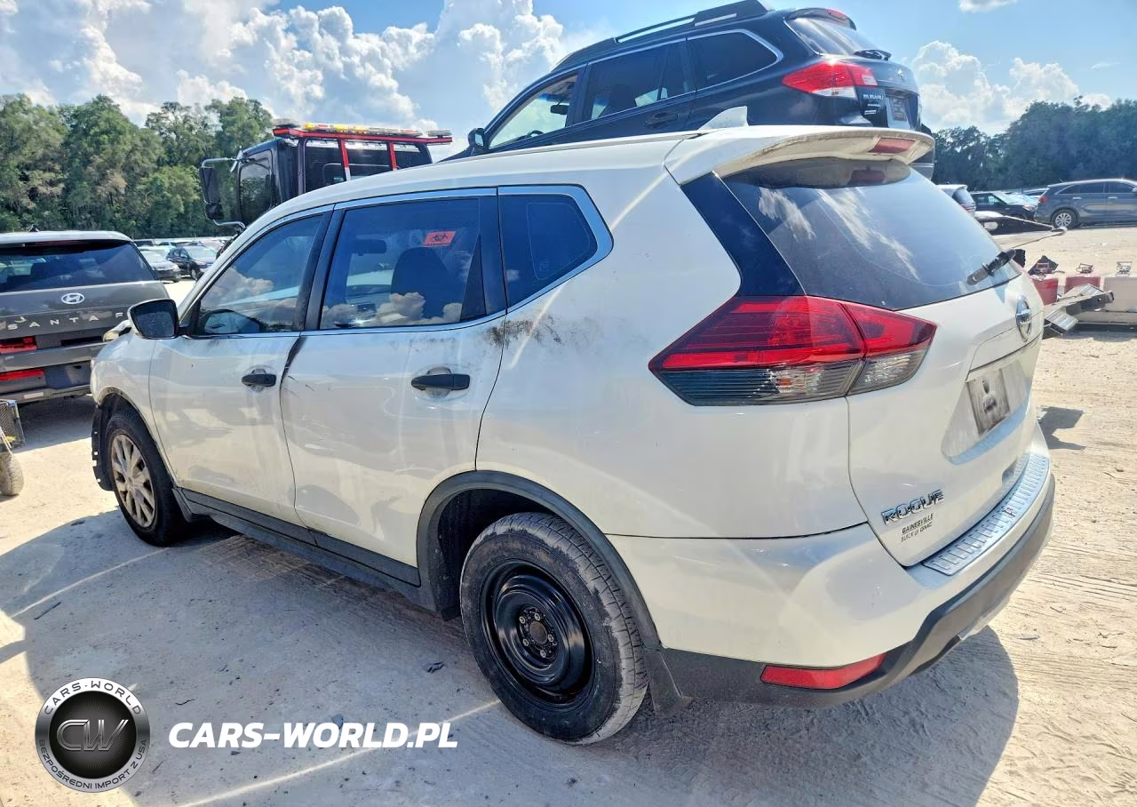 2017 Nissan Rogue S VIN:JN8AT2MT7HW140183 - 2