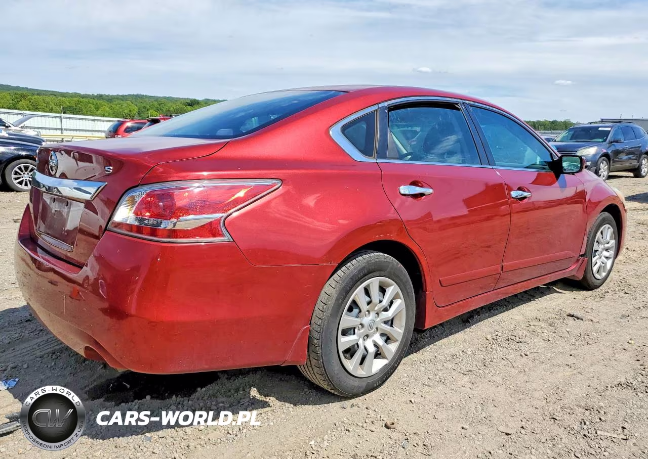 2015 Nissan Altima 2.5 S VIN:1N4AL3AP6FC432677 - 3