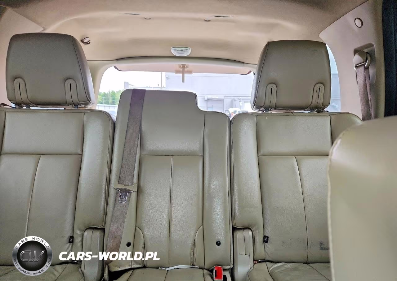 2013 Ford Expedition Xlt VIN:1FMJU1J50DEF17912 - 10