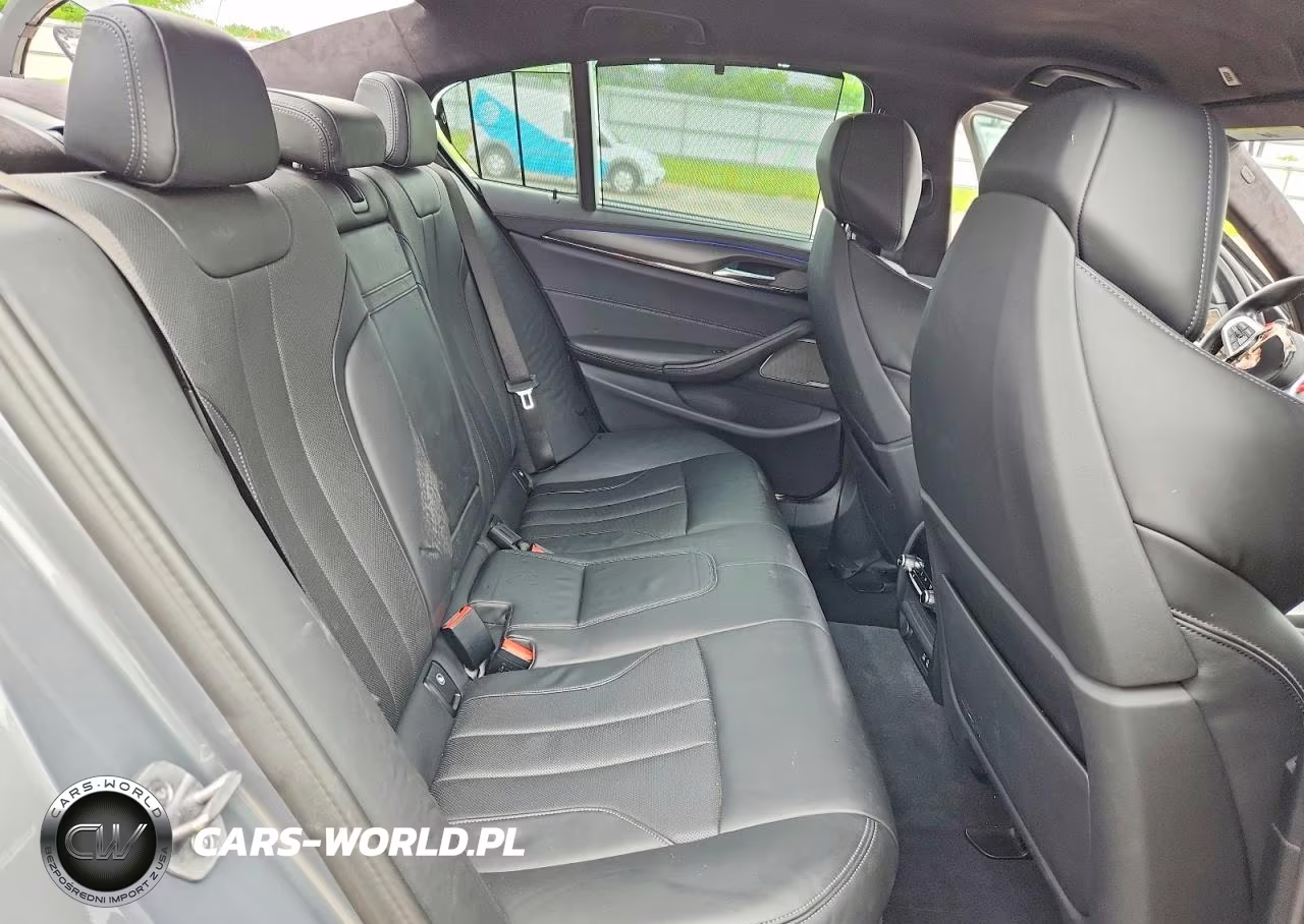 2023 BMW M5 VIN:WBS83CH0XPCM97267 - 10