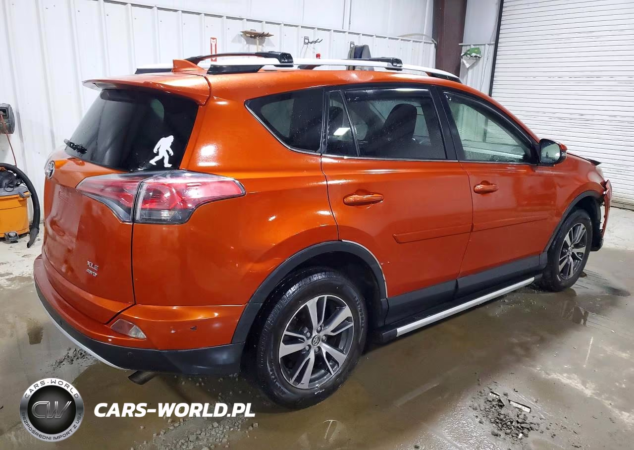 2016 Toyota Rav4 Xle VIN:JTMRFREV7GJ080108 - 3